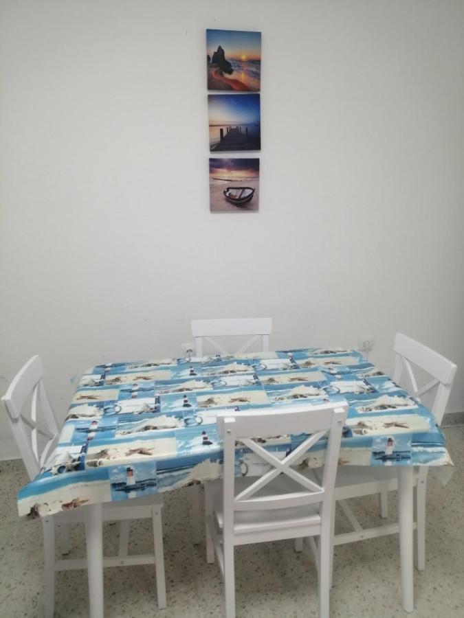 Anika Hotel Sutomore Bagian luar foto