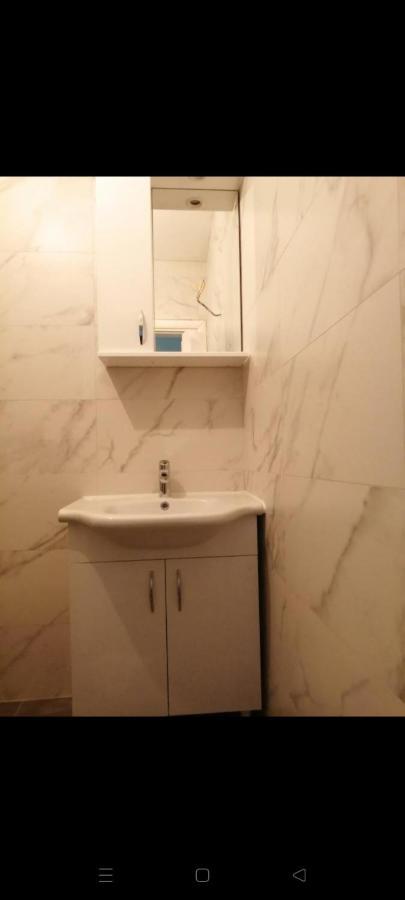 Anika Hotel Sutomore Bagian luar foto