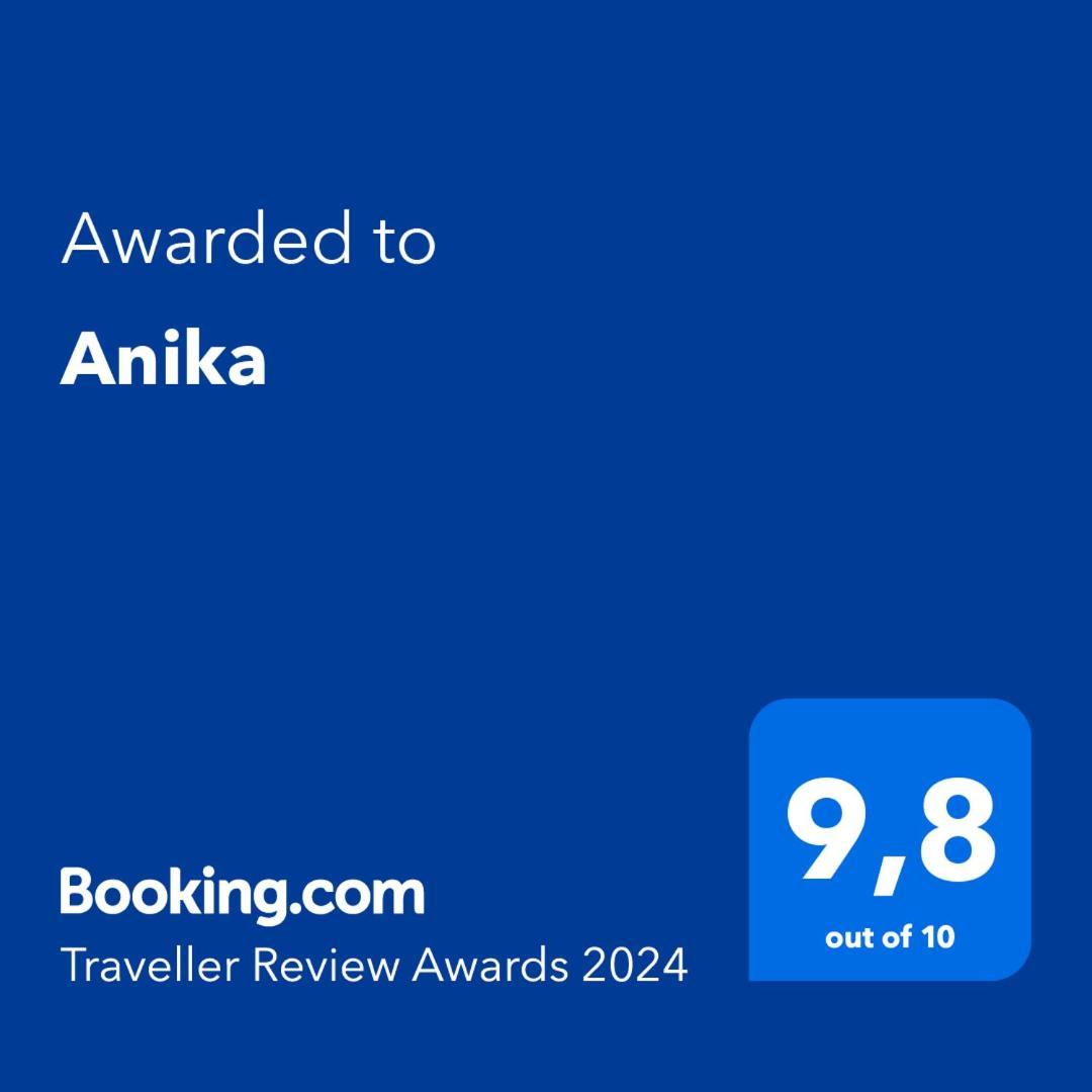 Anika Hotel Sutomore Bagian luar foto